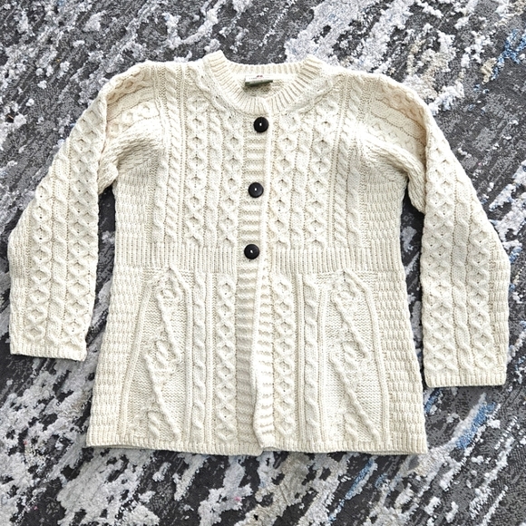 Carraigdonn 100% merino wool cable knit button down cardigan sweater - Picture 1 of 7